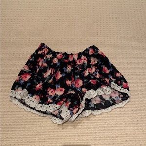 Abercrombie girls floral shorts